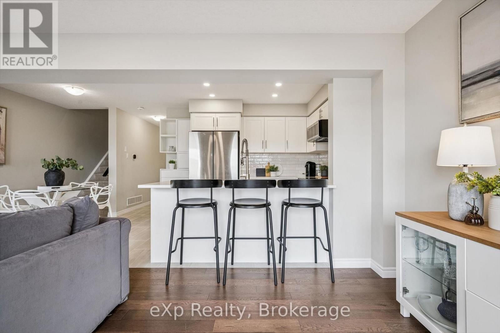 54 MIRANDA PATH Image 10