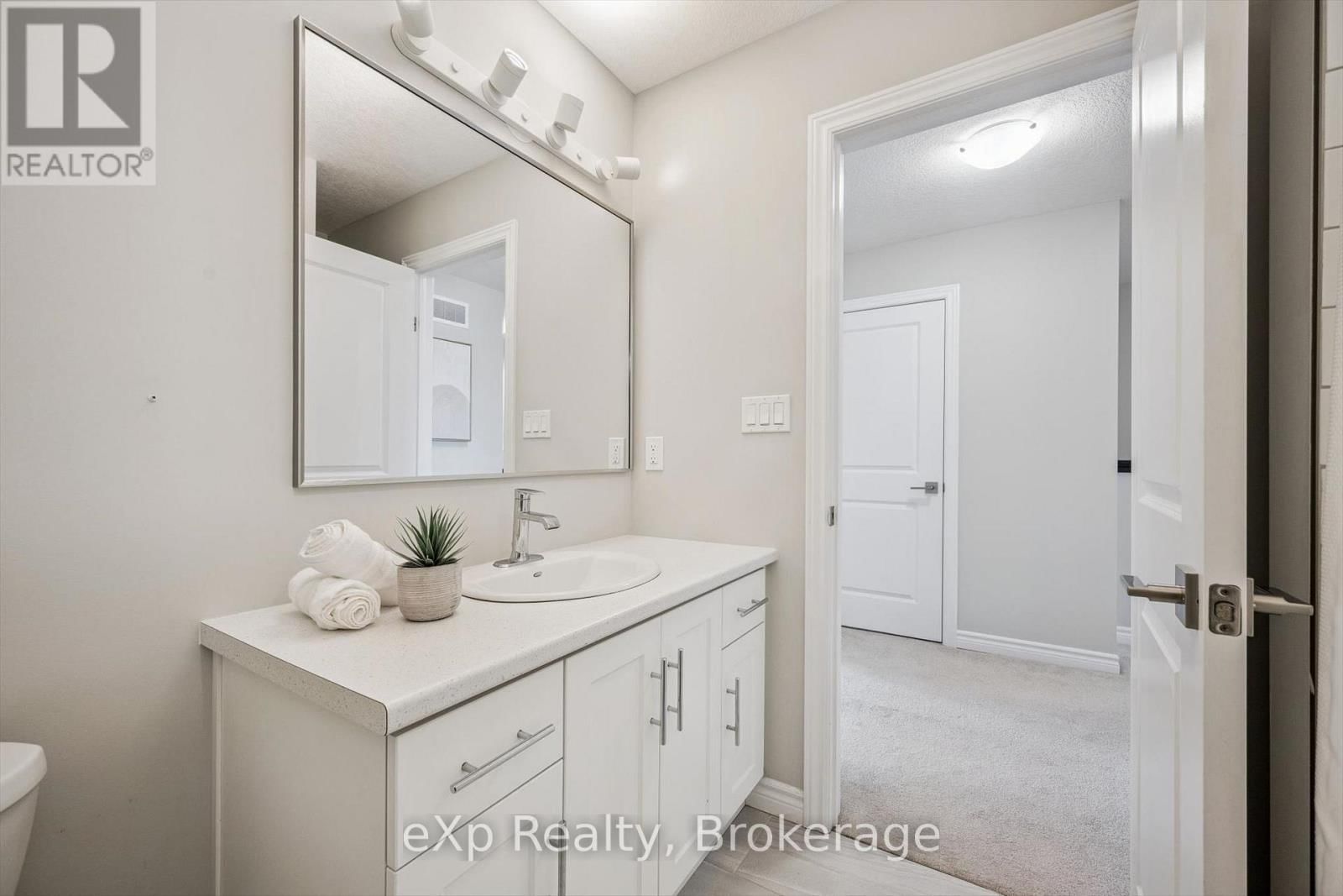 54 MIRANDA PATH Image 29