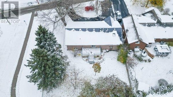 126 HARBOUR STREET Image 40