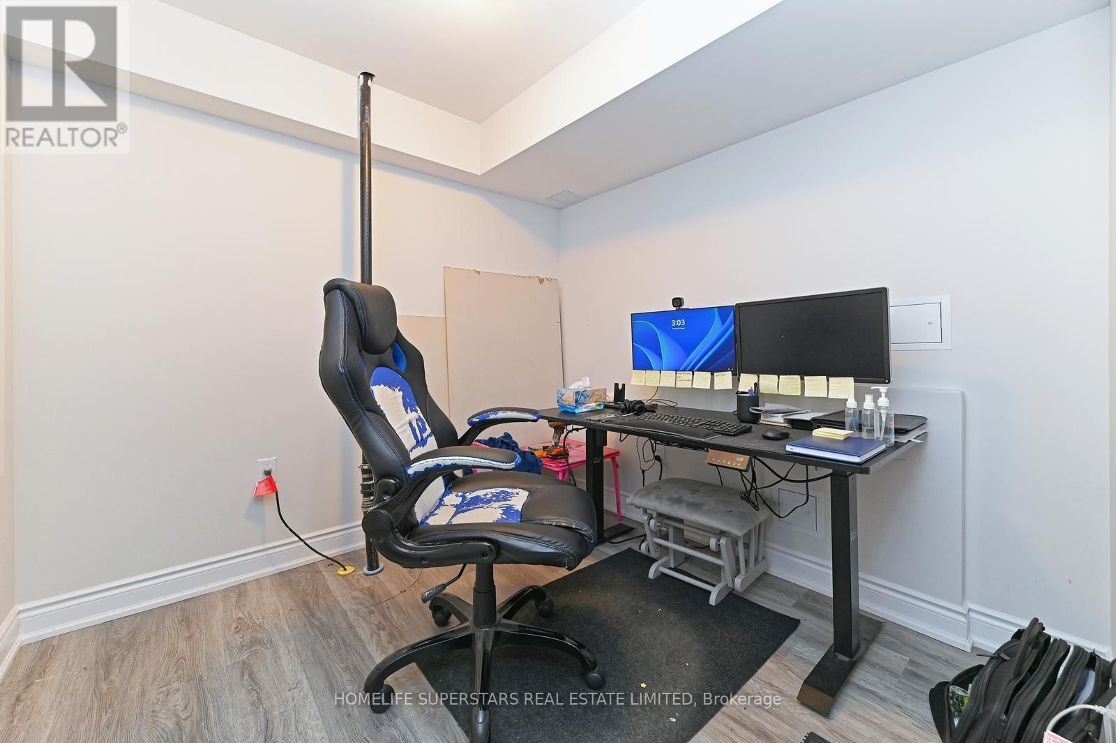 39 KNOTTY PINE AVENUE Image 36