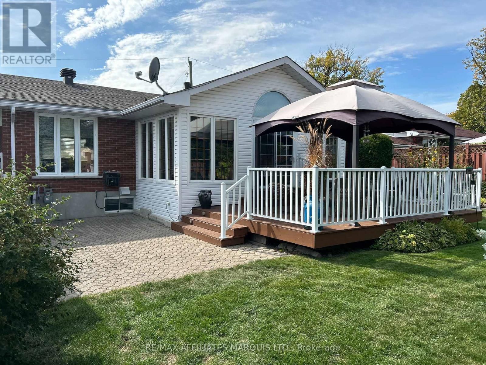 784 IROQUOIS DRIVE Image 39