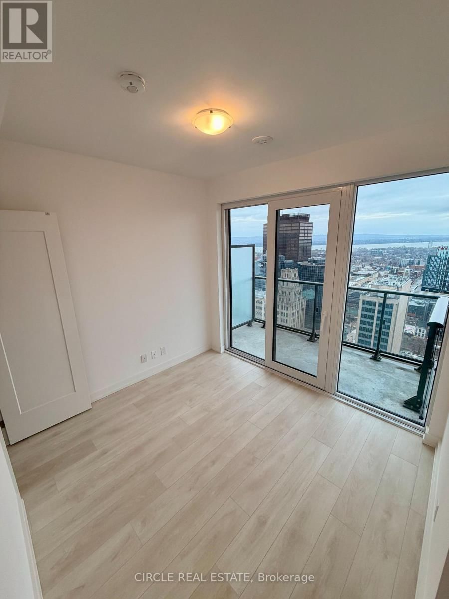 2606 - 75 JAMES STREET SOUTH STREET Image 10