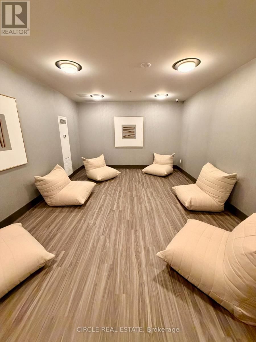 2606 - 75 JAMES STREET SOUTH STREET Image 18