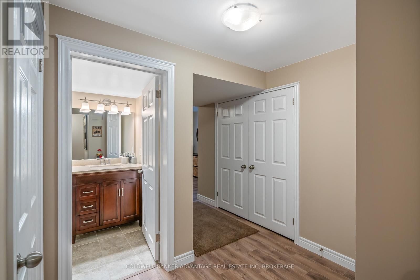 23 - 125 WOODLAWN ROAD Image 22