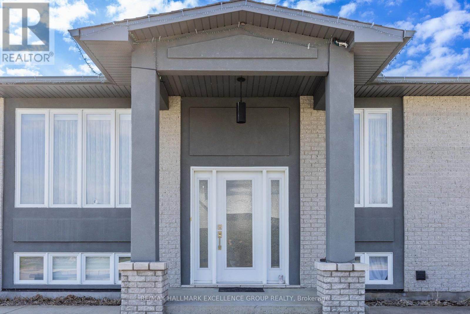 1203 ST JACQUES STREET Image 3