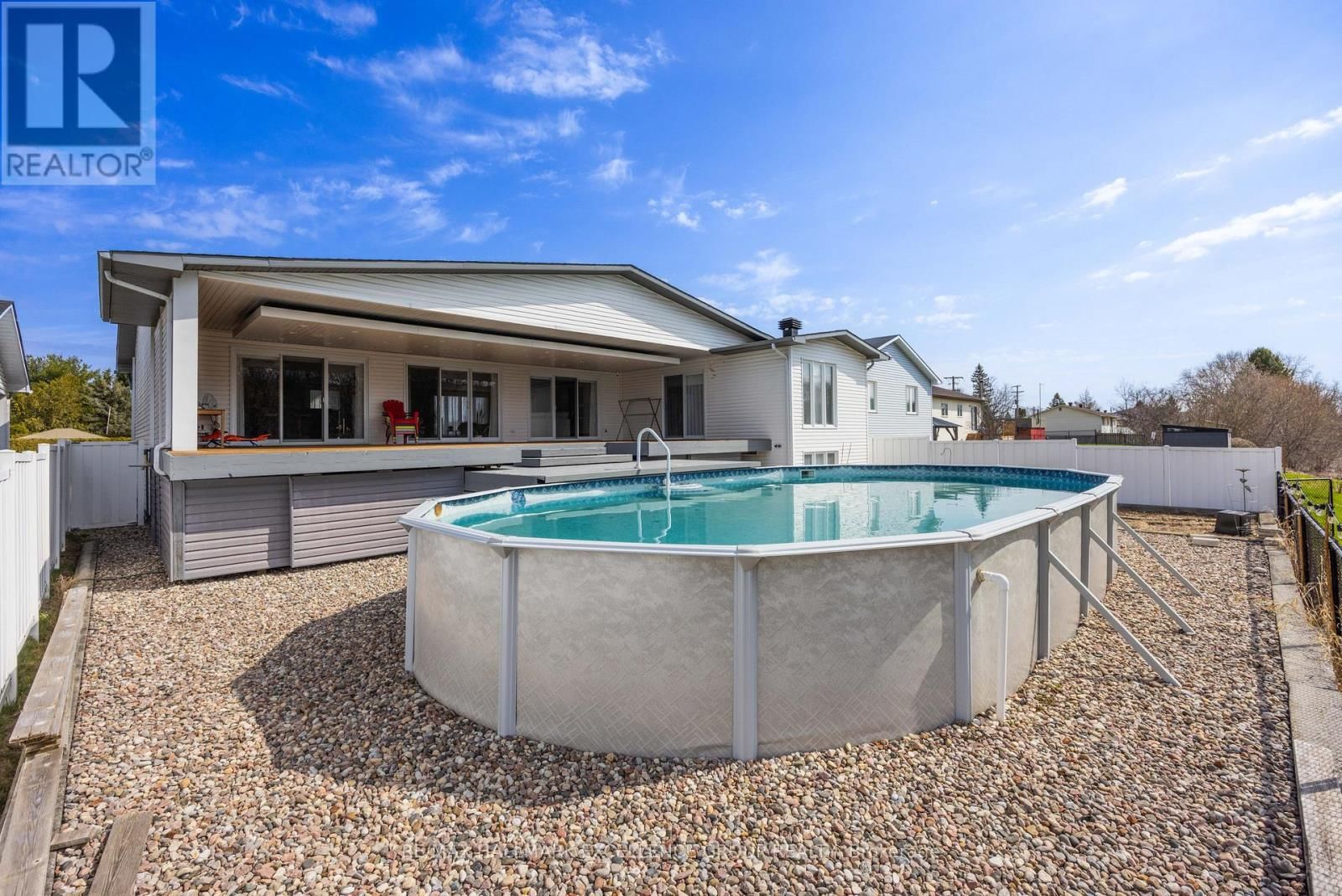 1203 ST JACQUES STREET Image 40