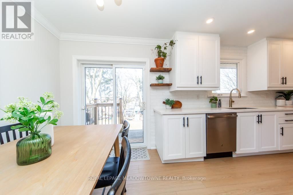 64 DUMBARTON STREET Image 10