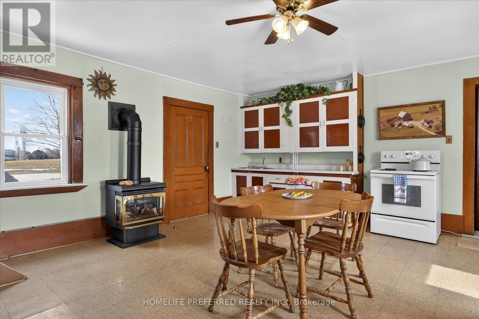 2758 28 HIGHWAY Image 11