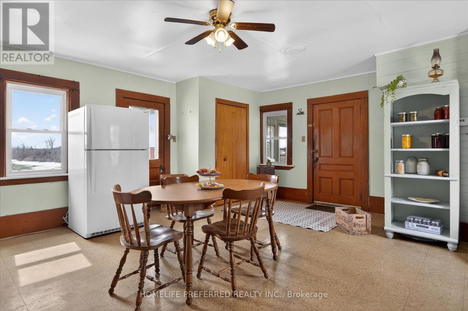 2758 28 HIGHWAY Image 16