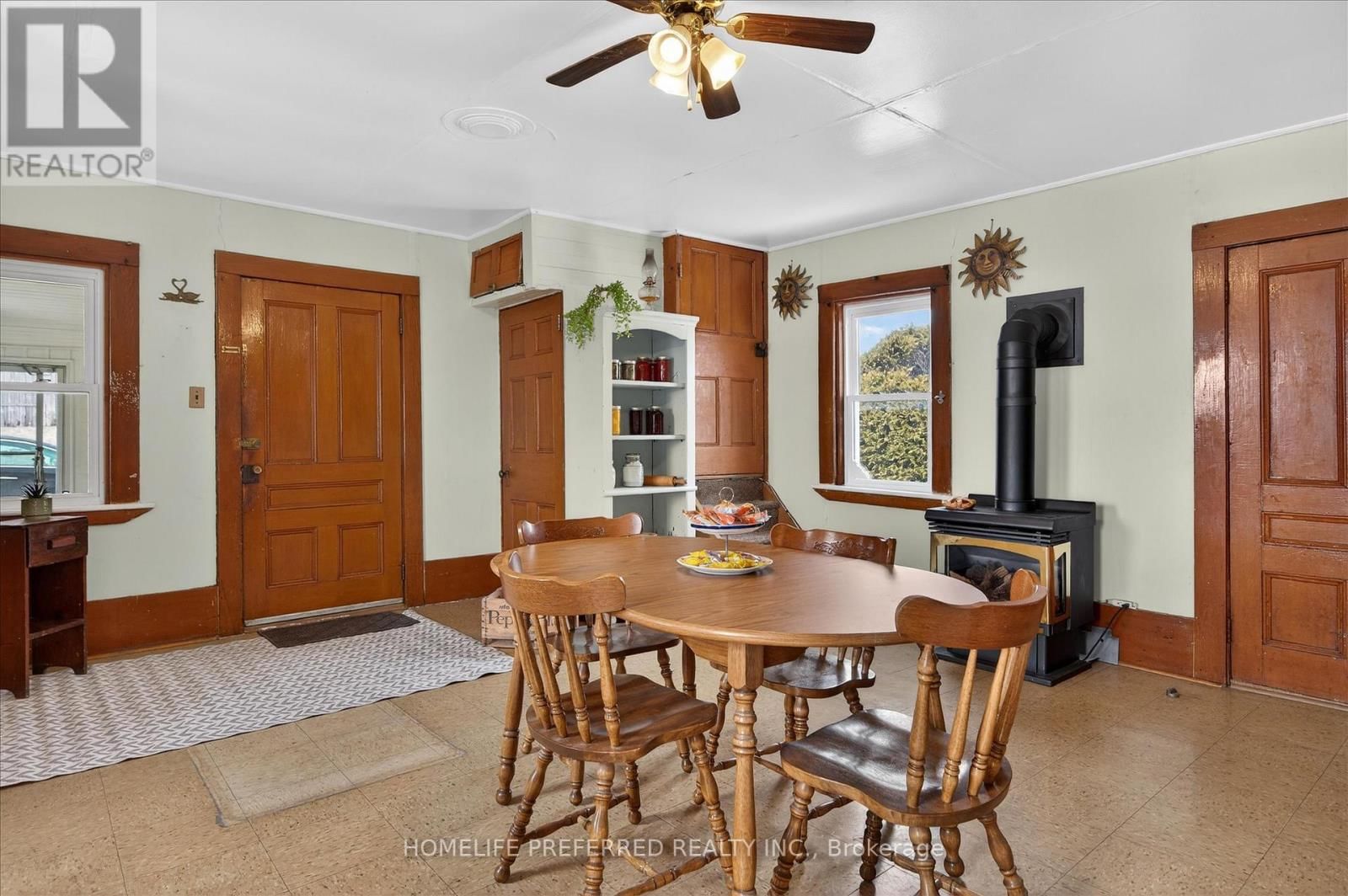 2758 28 HIGHWAY Image 17