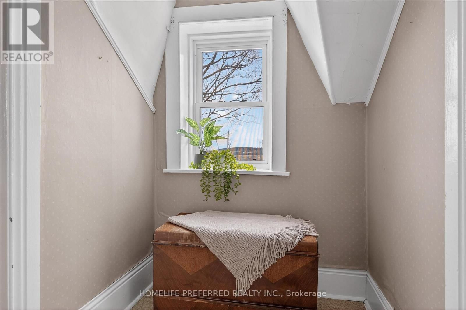 2758 28 HIGHWAY Image 29