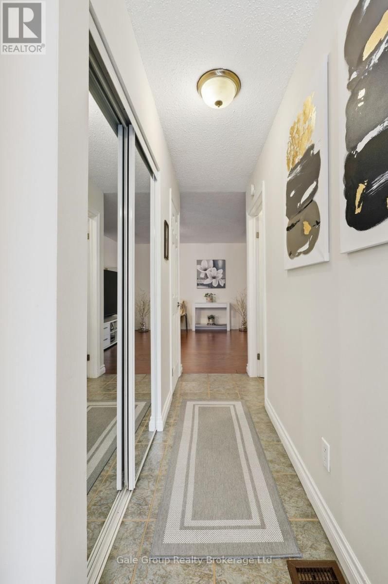 599 GAINSBOROUGH ROAD Image 14