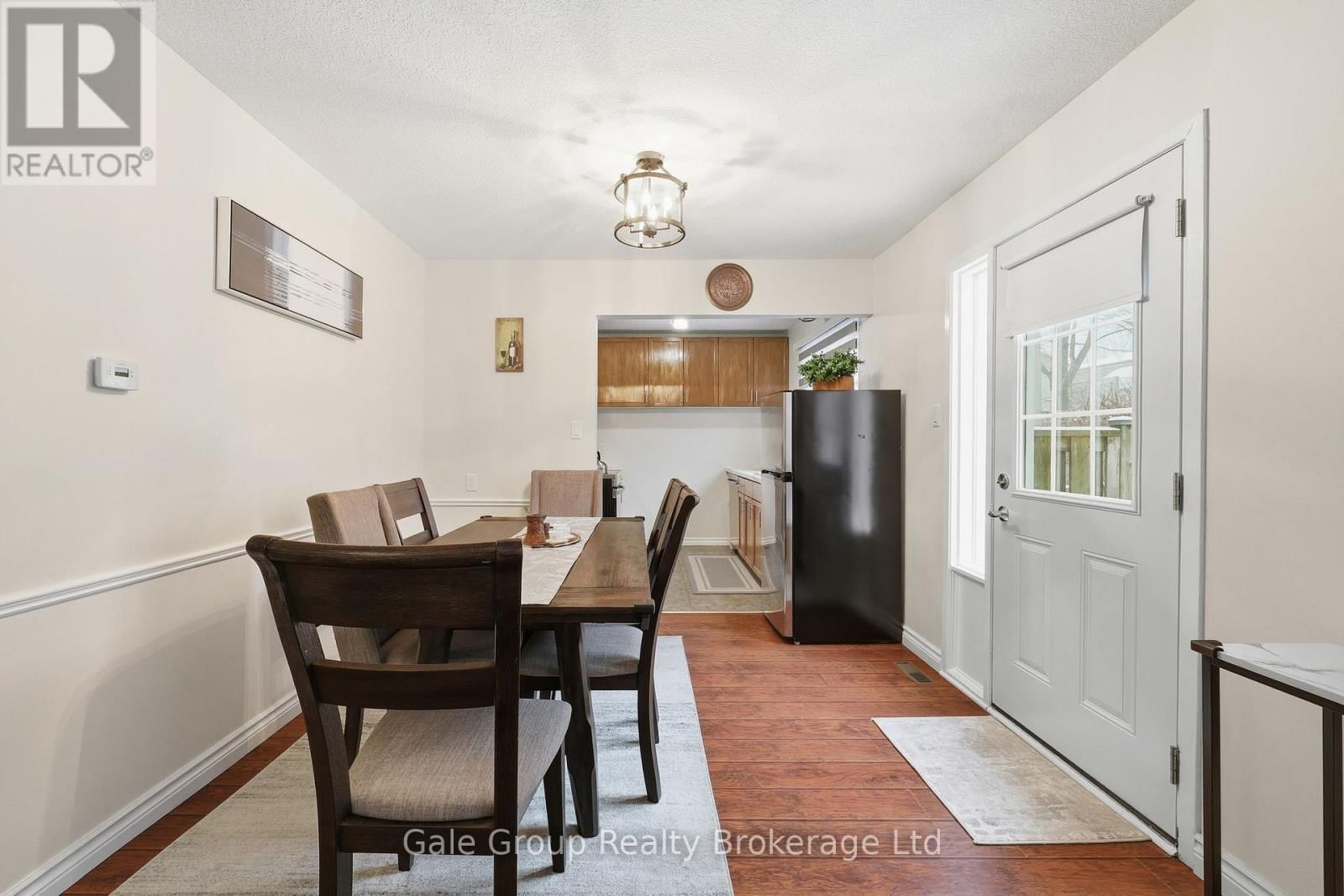 599 GAINSBOROUGH ROAD Image 18