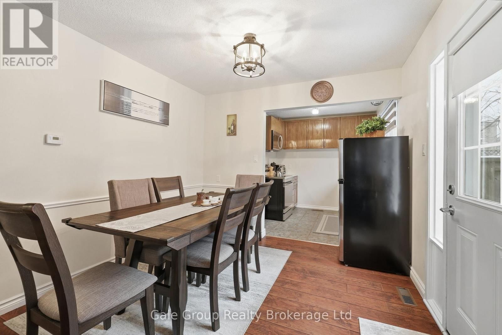 599 GAINSBOROUGH ROAD Image 20