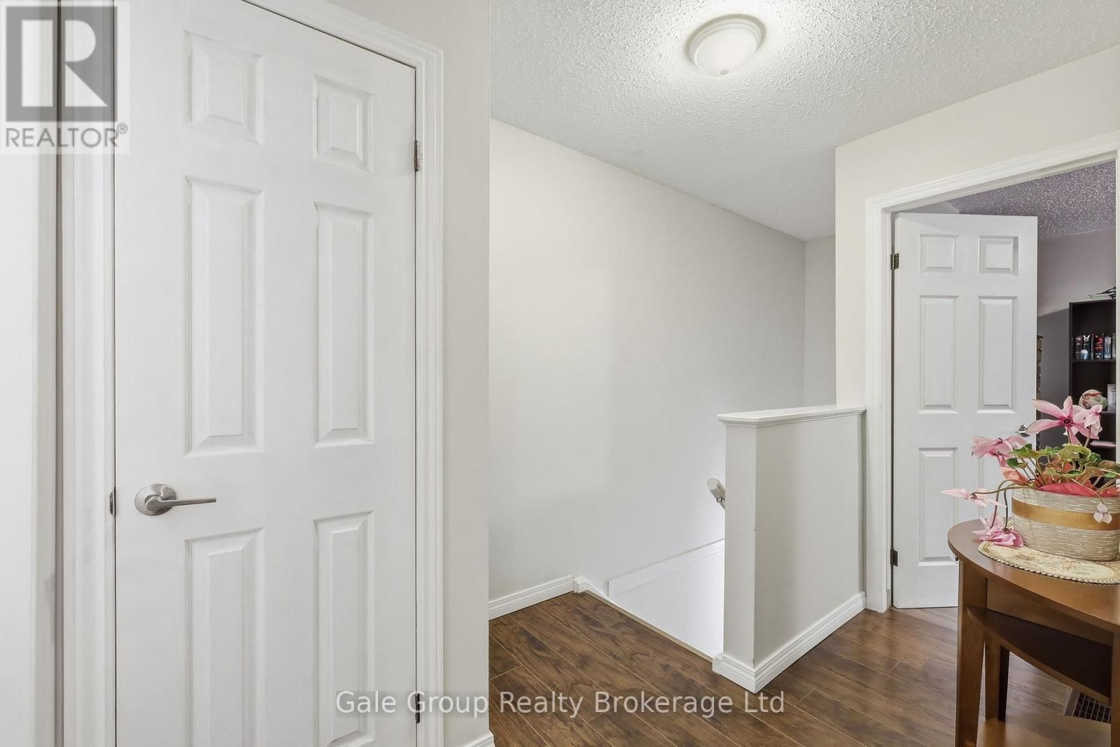 599 GAINSBOROUGH ROAD Image 27