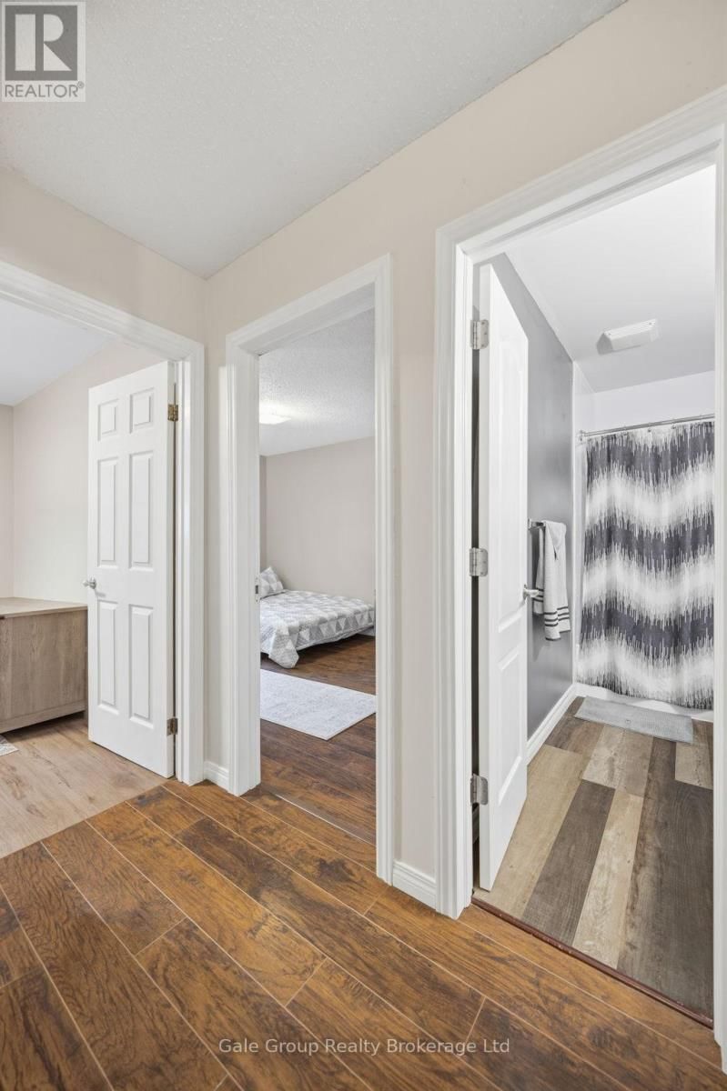 599 GAINSBOROUGH ROAD Image 29