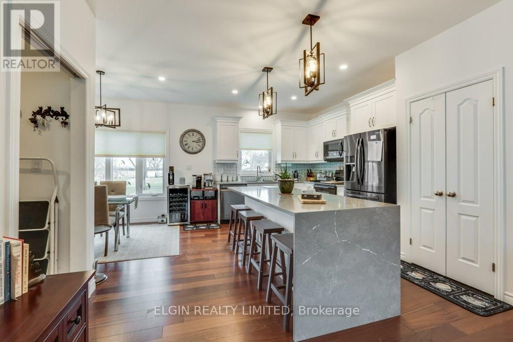 167 ELGIN STREET Image 13