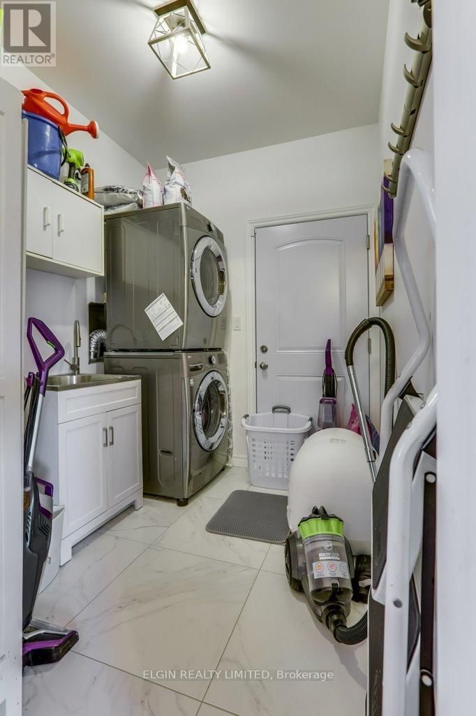 167 ELGIN STREET Image 17