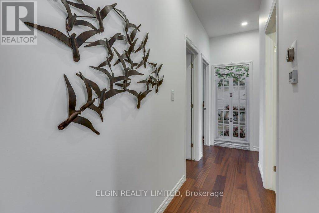 167 ELGIN STREET Image 18