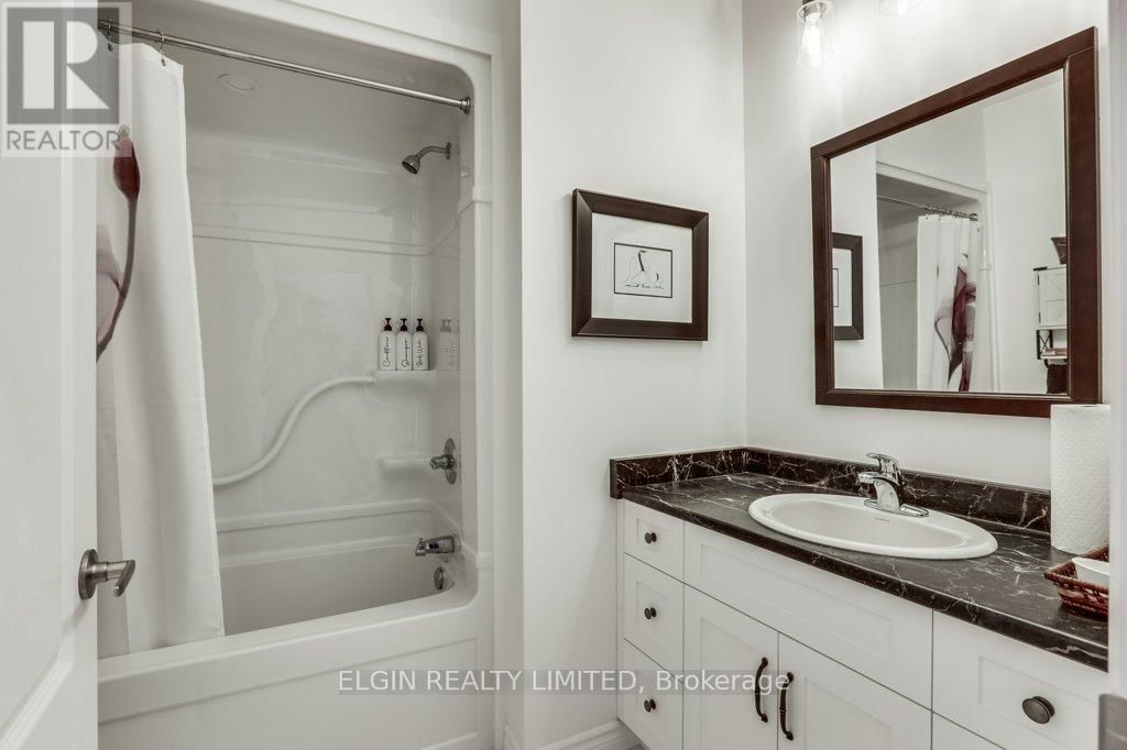 167 ELGIN STREET Image 19