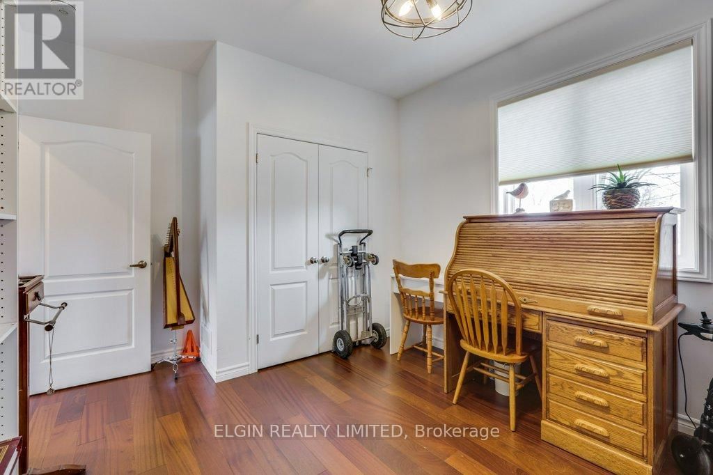 167 ELGIN STREET Image 26