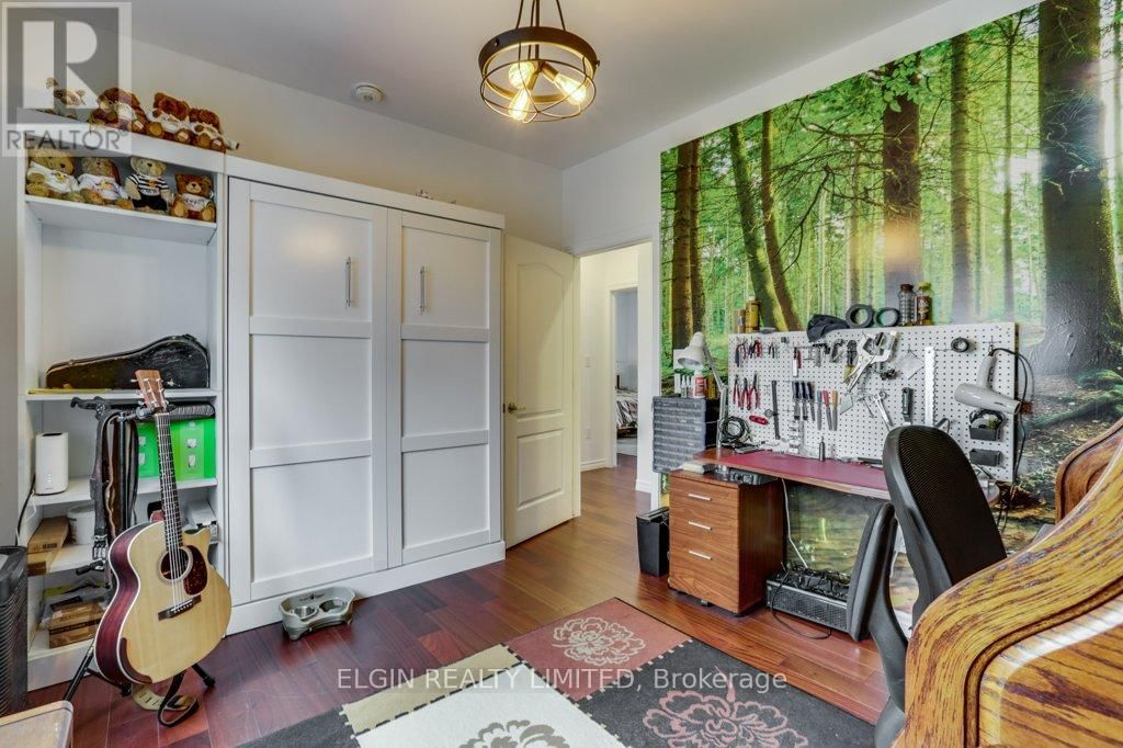 167 ELGIN STREET Image 29