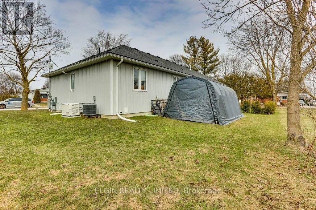 167 ELGIN STREET Image 32