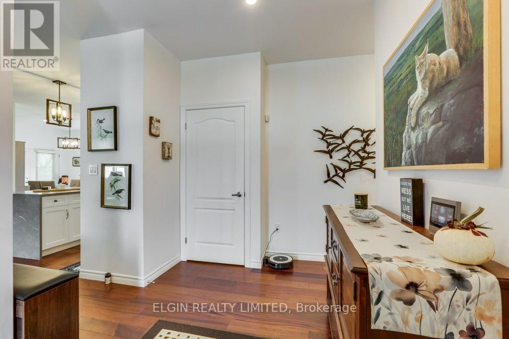 167 ELGIN STREET Image 6