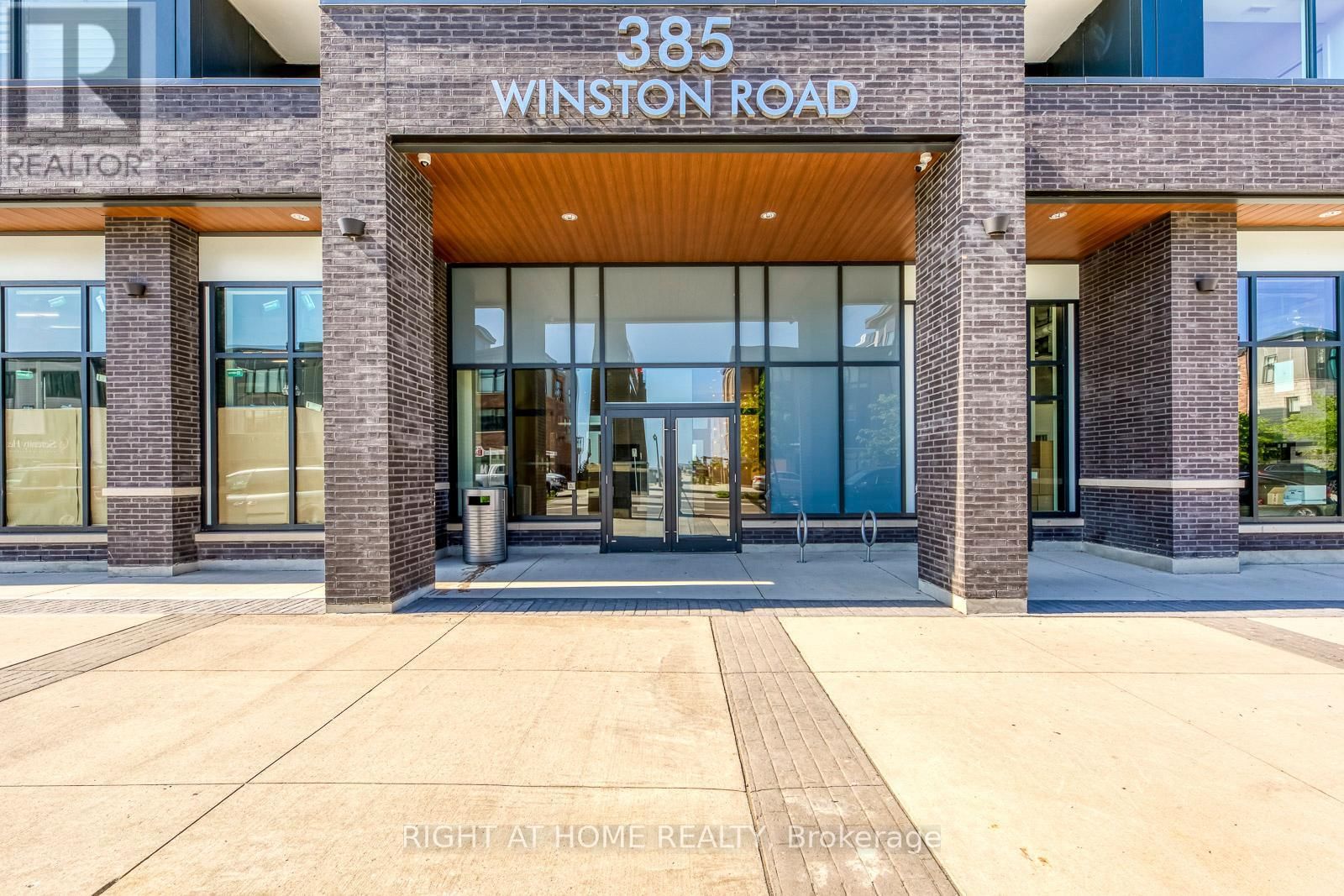 1103 - 385 WINSTON ROAD Image 4