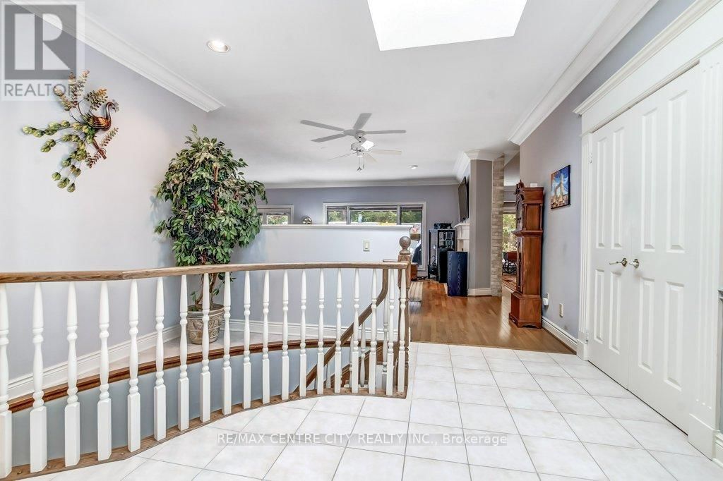 27 - 1200 RIVERSIDE DRIVE Image 11