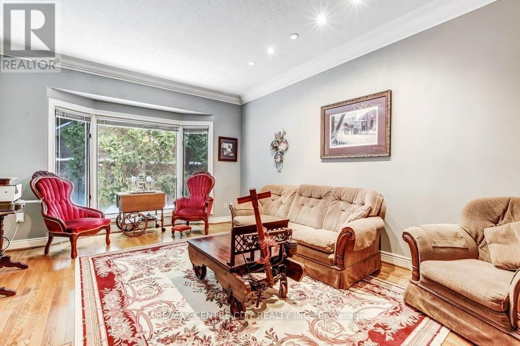 27 - 1200 RIVERSIDE DRIVE Image 19