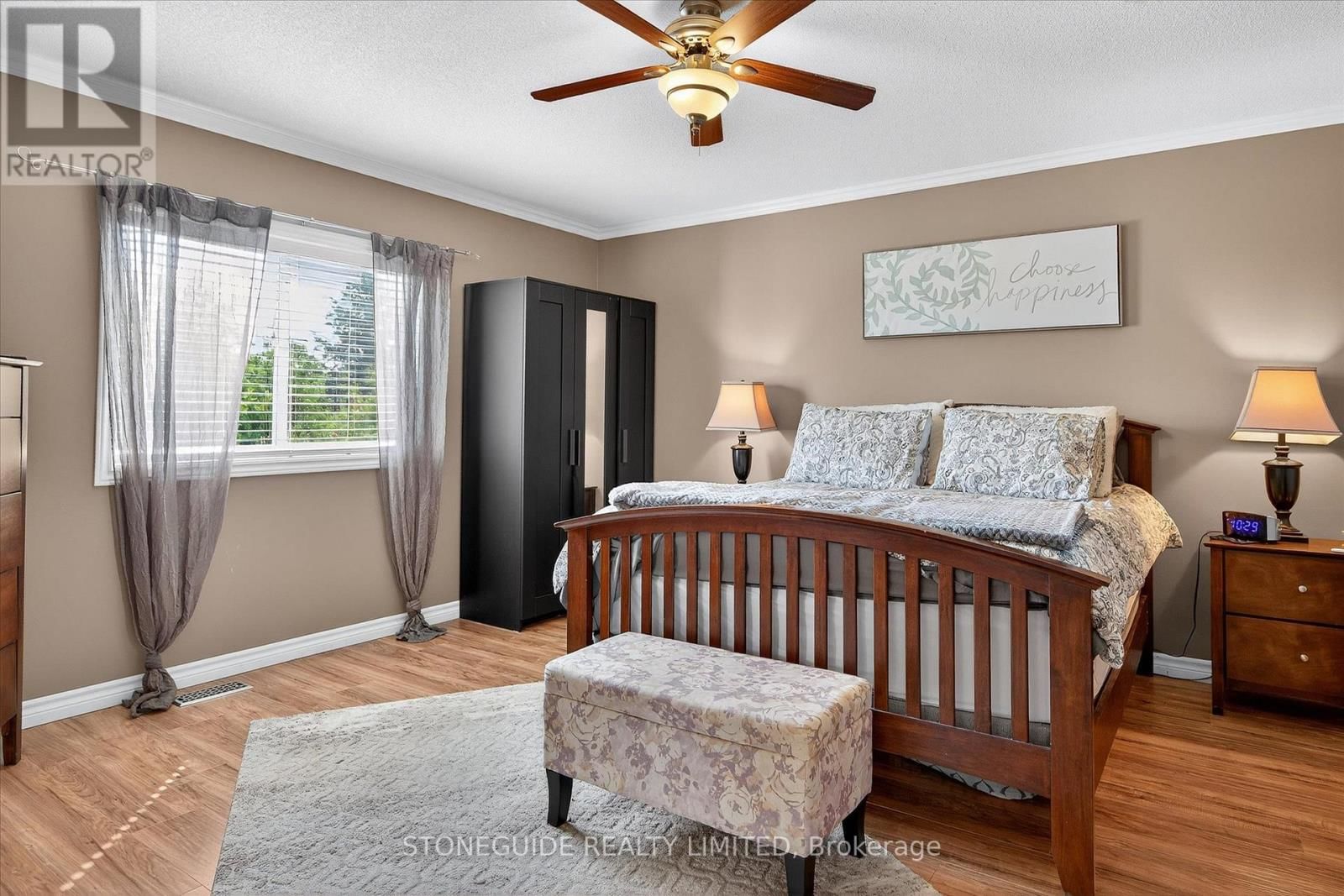 1726 RAVENWOOD DRIVE Image 24