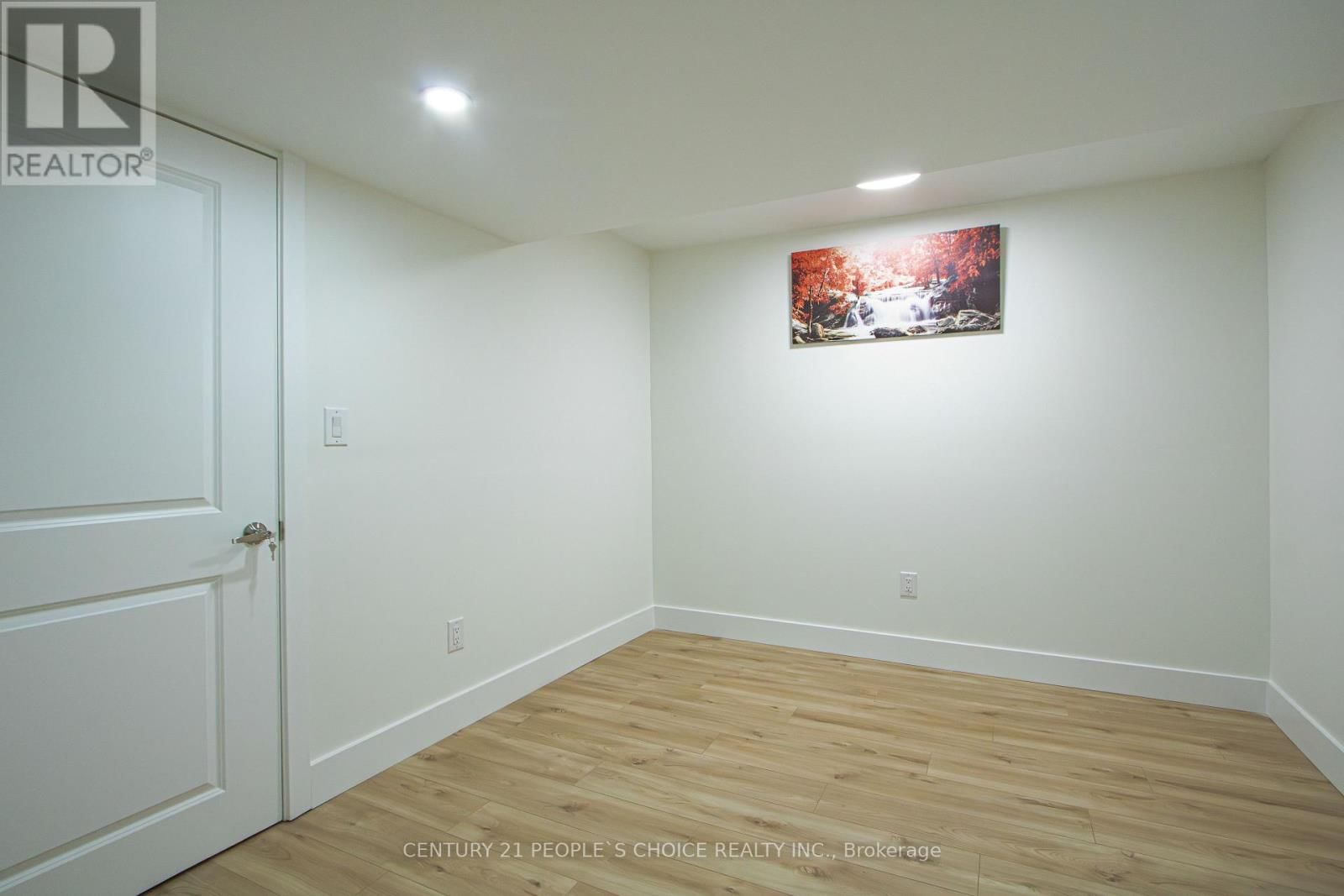 3858 CAMPBELL STREET NORTH Image 29