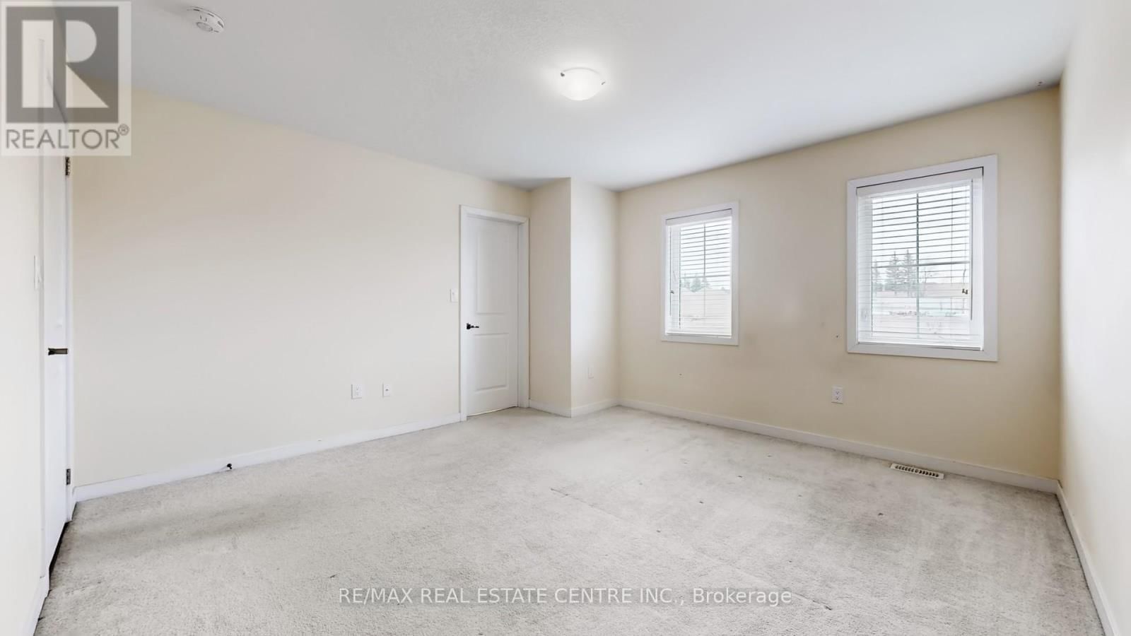 80 SCARLETWOOD STREET Image 29