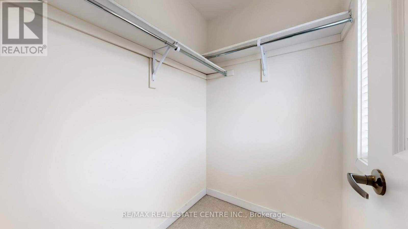 80 SCARLETWOOD STREET Image 33