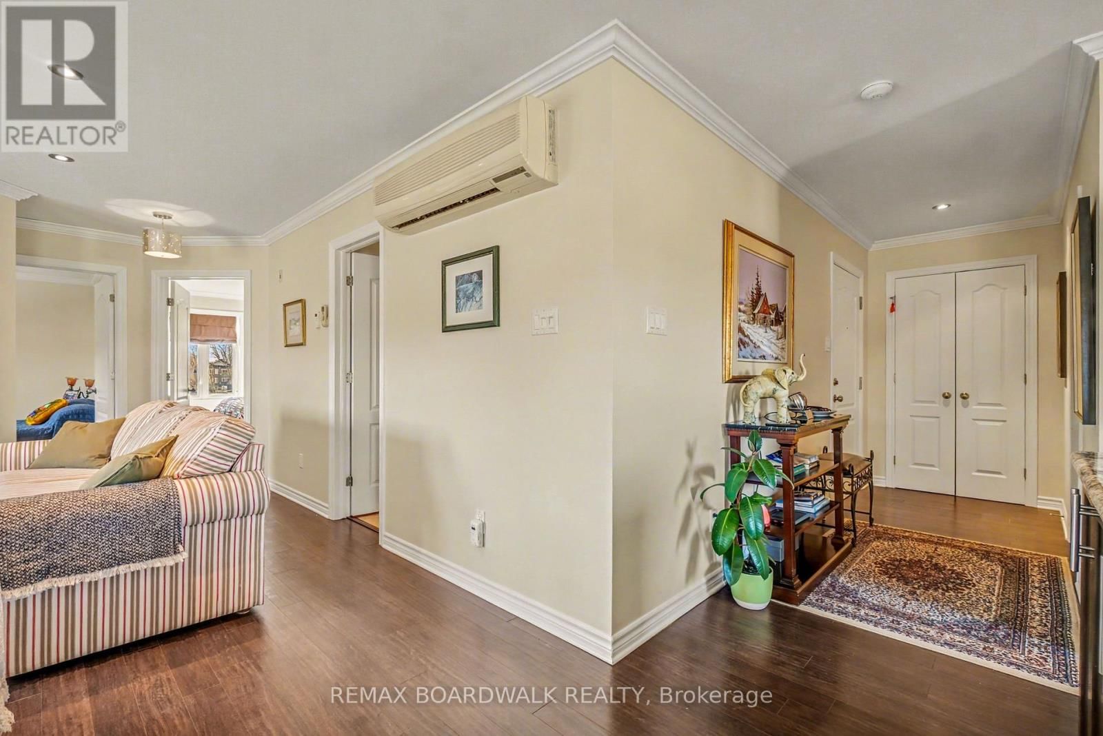 Unit 204 - 32 DE LA CROISEE STREET Image 17