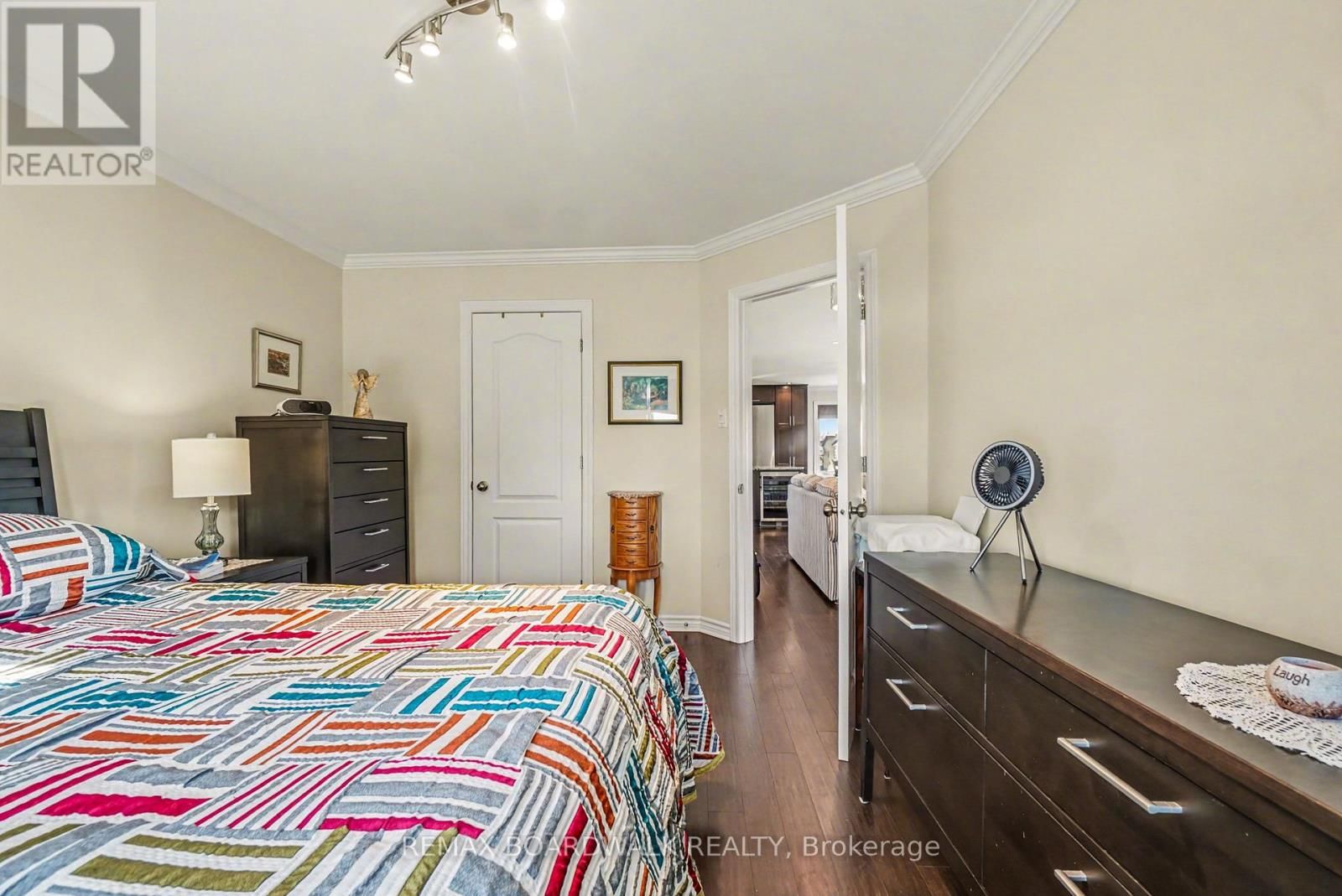 Unit 204 - 32 DE LA CROISEE STREET Image 19