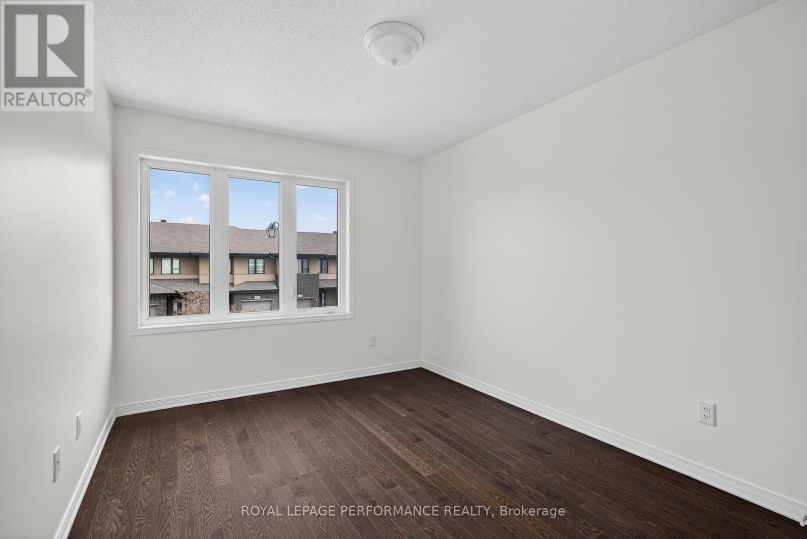 345 NONIUS STREET Image 25