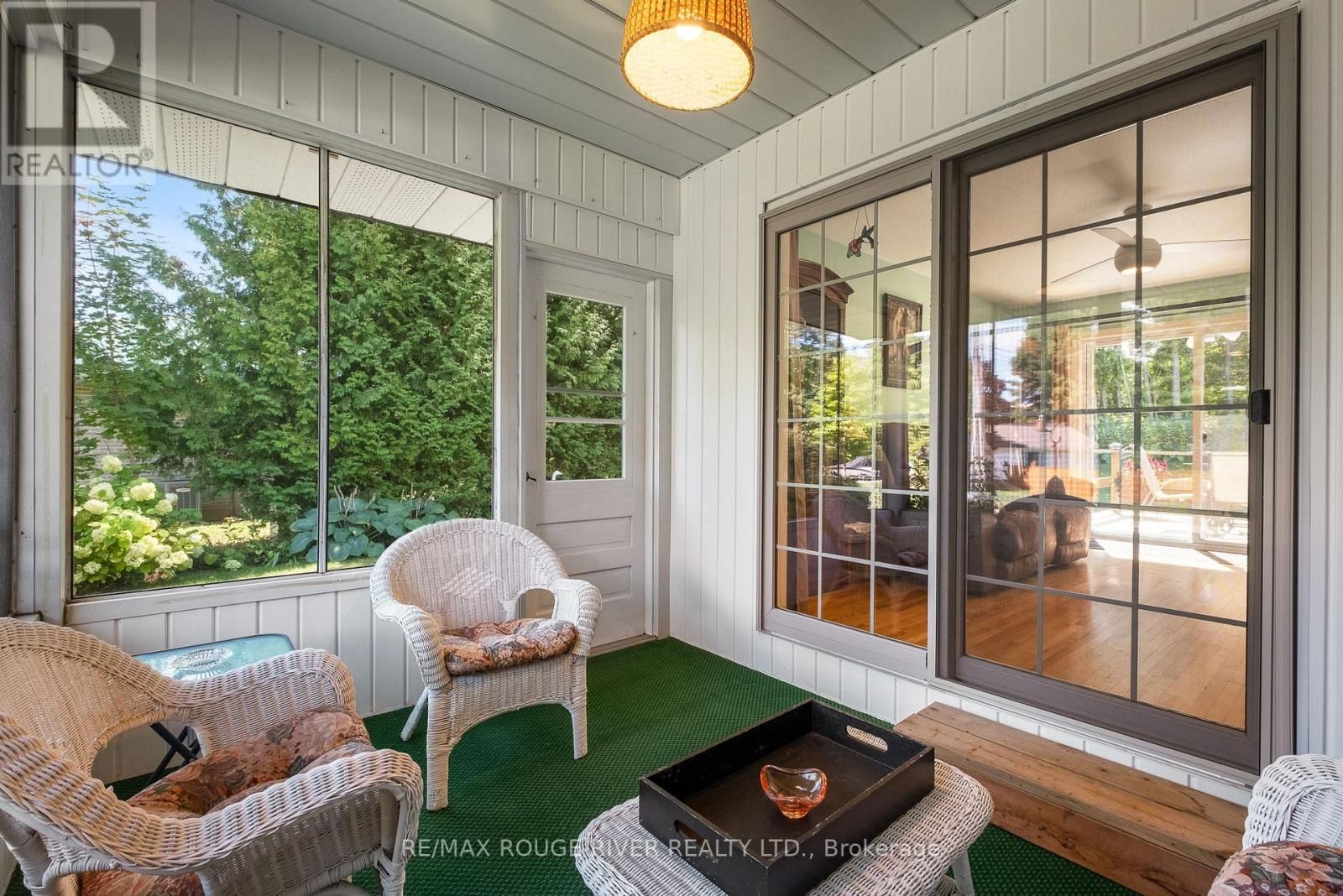 10 CHEER DRIVE Image 20