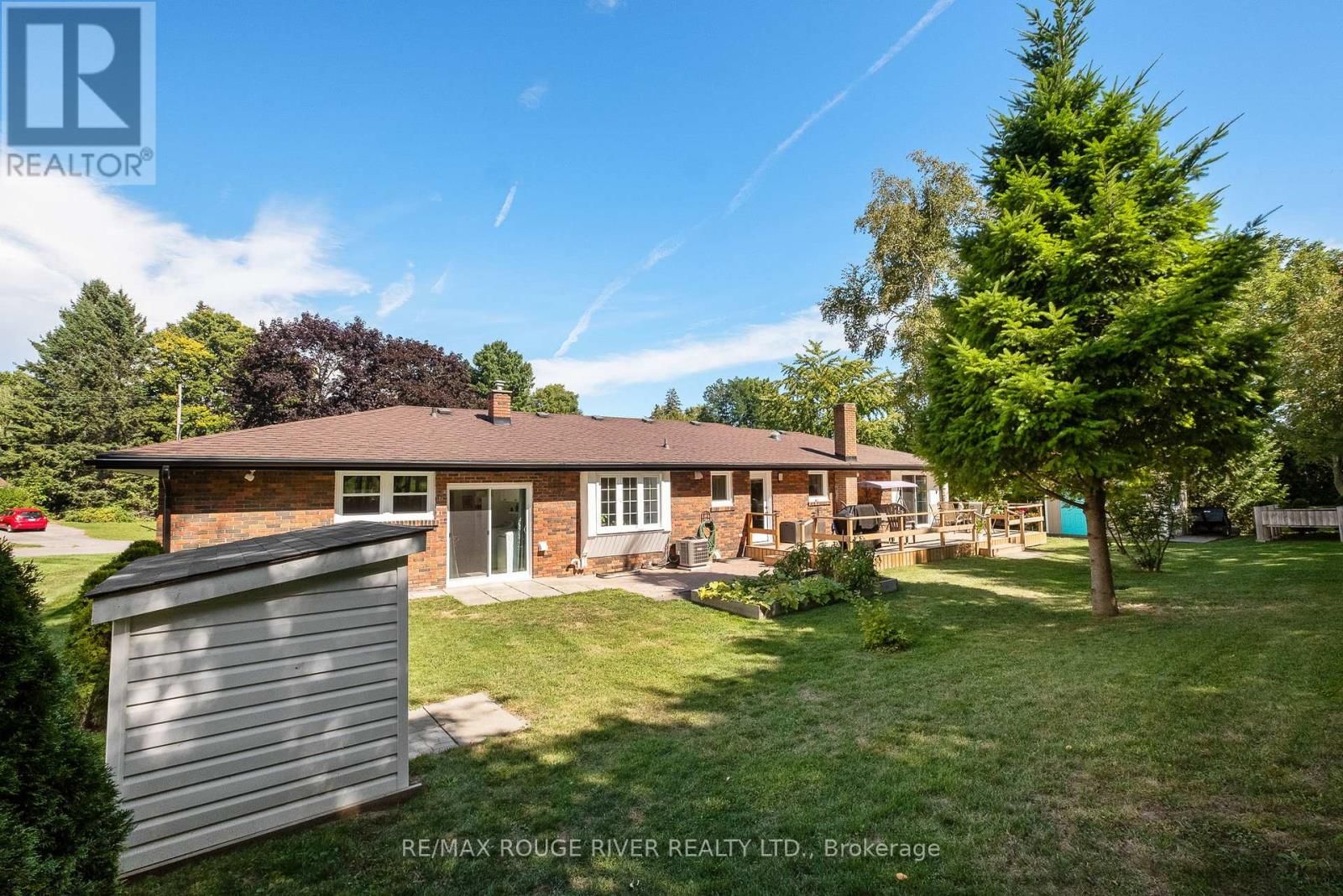 10 CHEER DRIVE Image 37