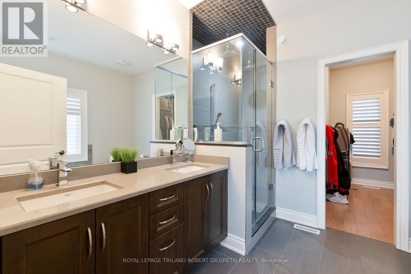 6968 CLAYTON WALK Image 20