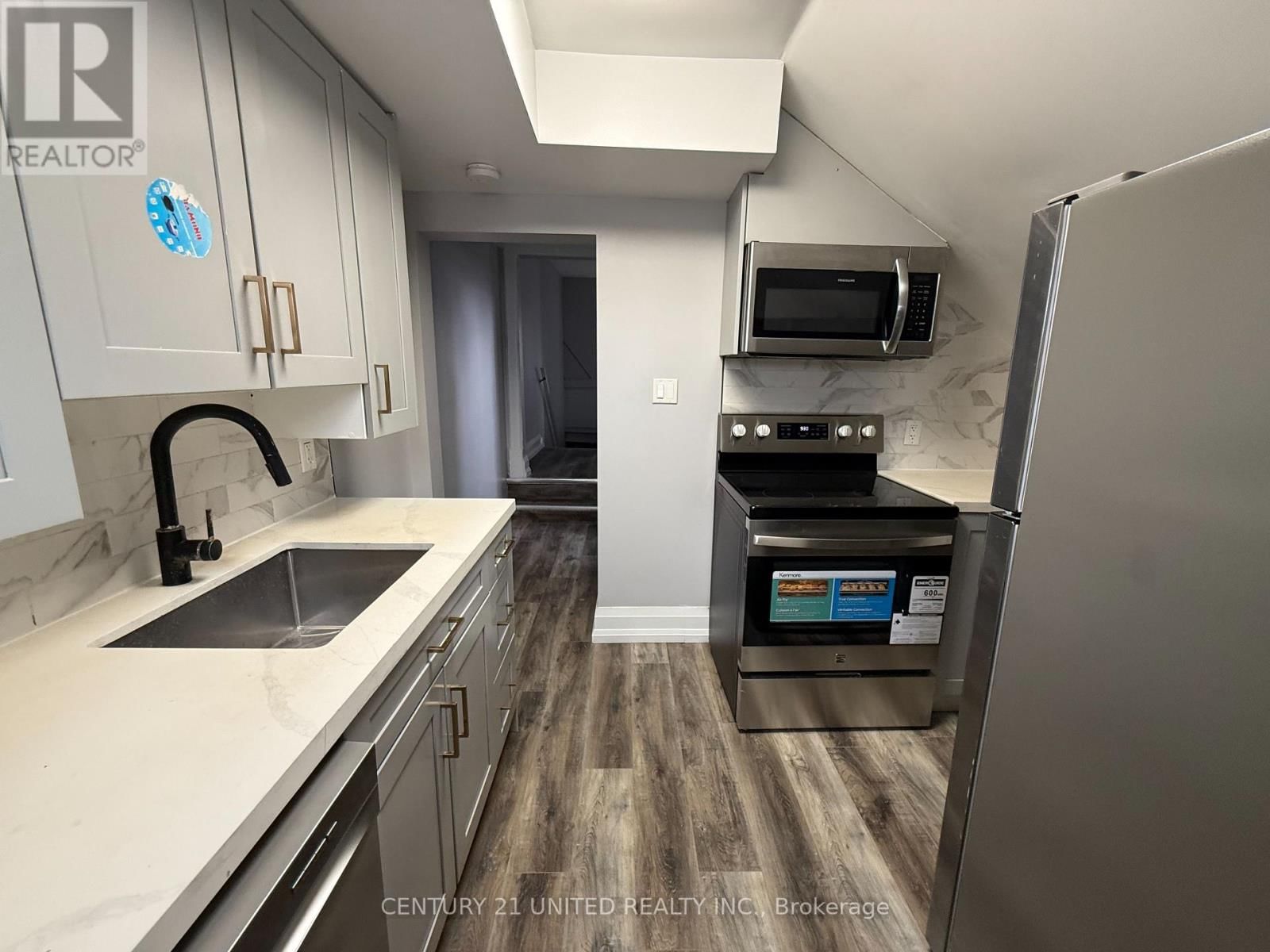 B - 470 BOLIVER STREET Image 2