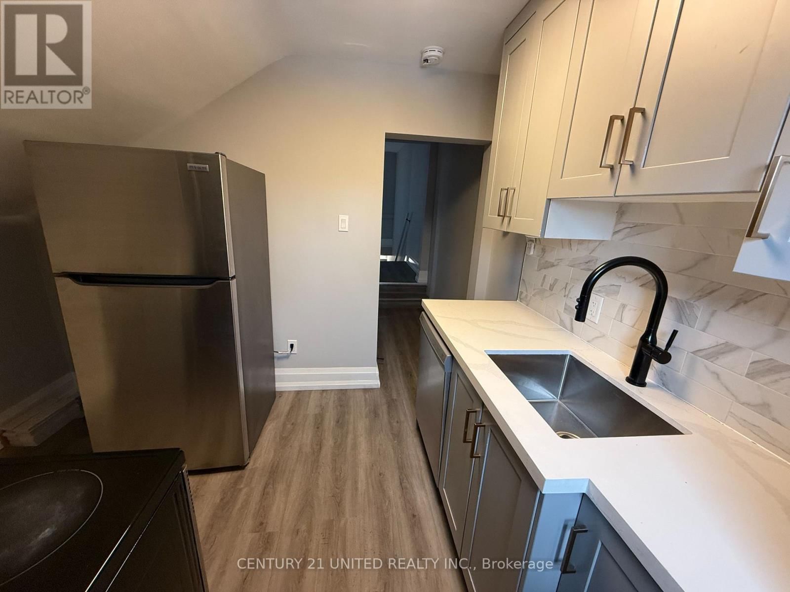 A - 468 BOLIVAR STREET Image 2