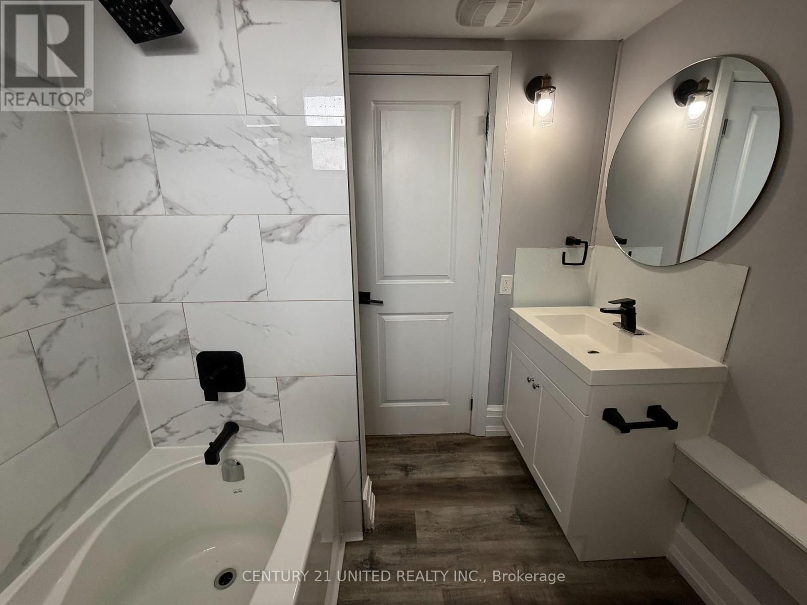 A - 468 BOLIVAR STREET Image 4