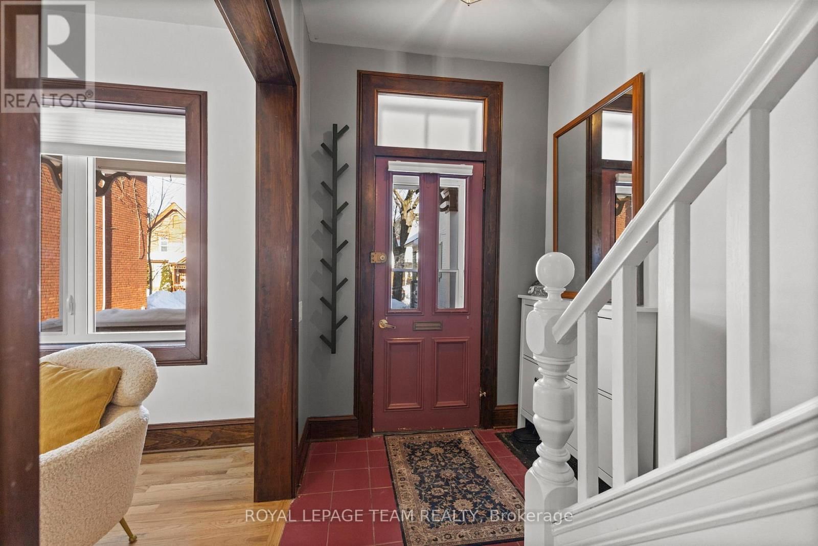 92 THIRD AVENUE Image 4