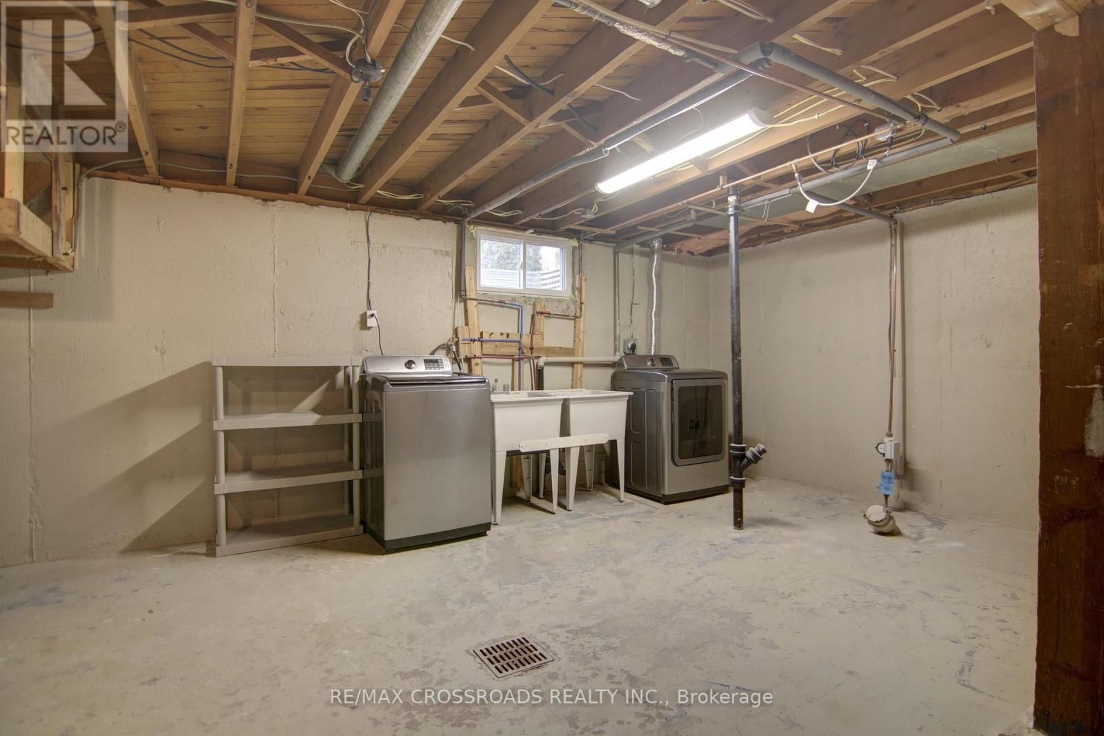 814 NICHOLLS STREET Image 22