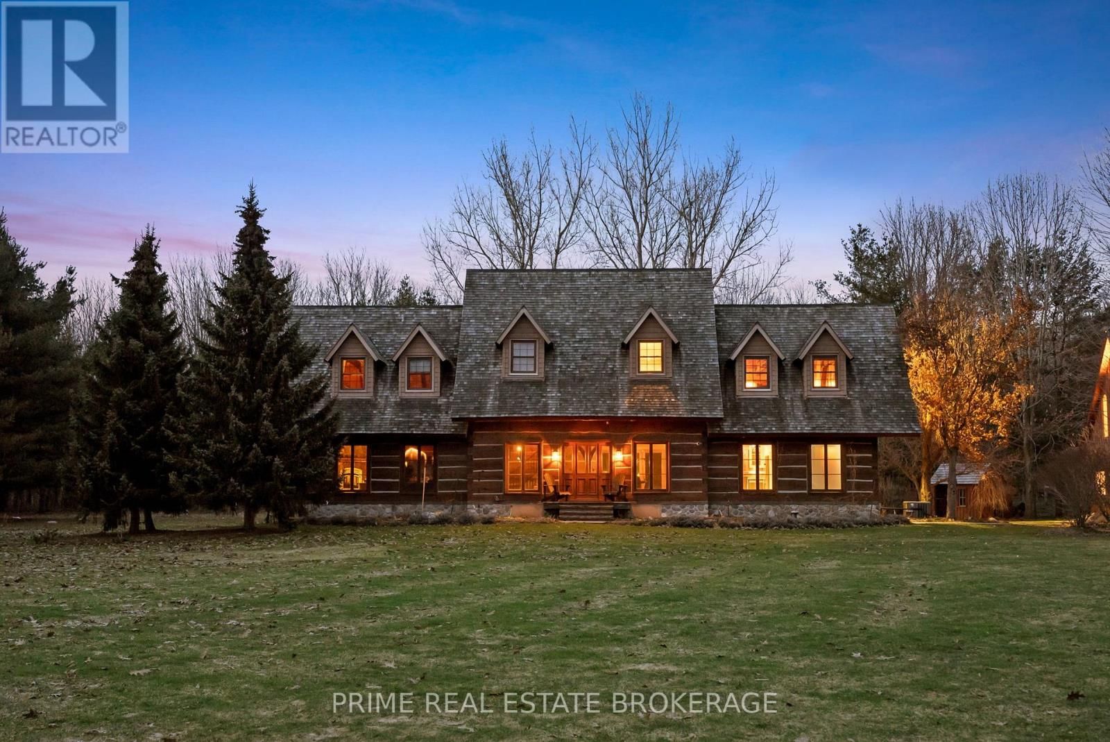 575 EMILY STREET Image 49