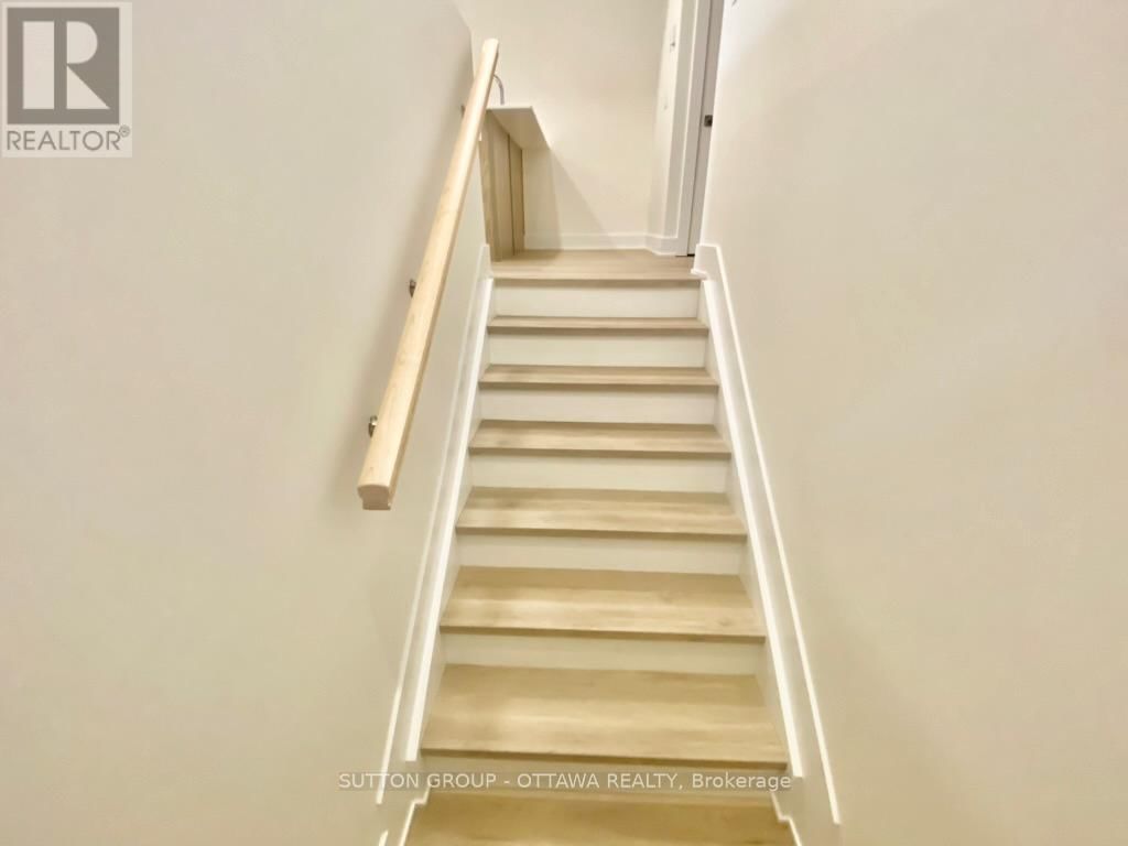 C - 152B COLUMBUS AVENUE Image 2