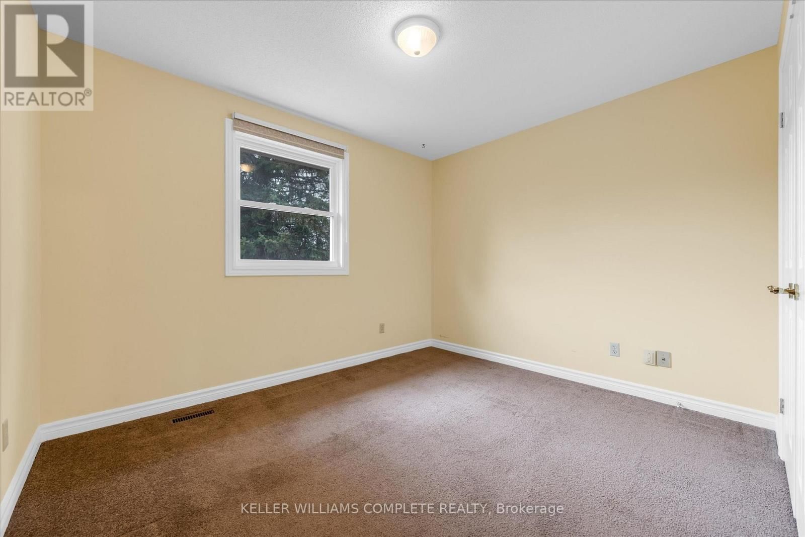 1 - 230 MEADOWBROOK DRIVE Image 28