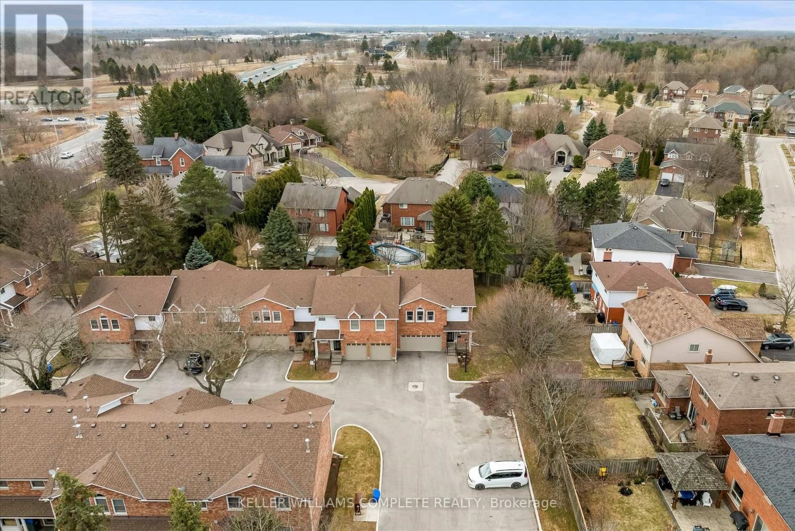 1 - 230 MEADOWBROOK DRIVE Image 37